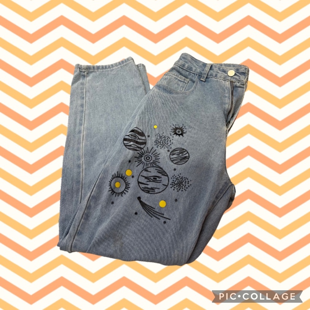 Zipper Fly Cartoon Graphic Jeans